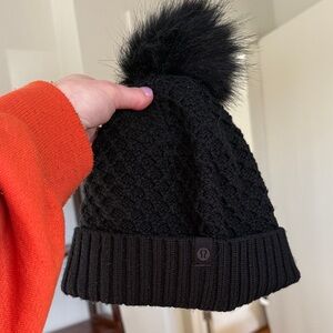 Lululemon Black Knit Pom Beanie